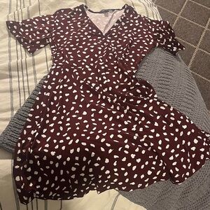 41 Hawthorn Burgundy and White Patterned Midi Dress